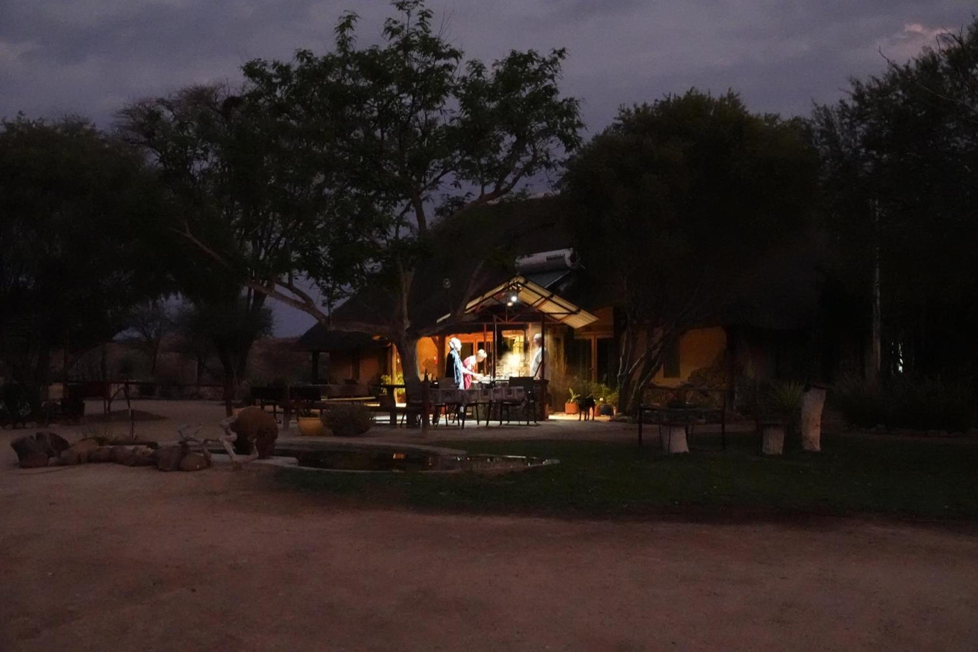 Camp Mara Hotel Omaruru Kültér fotó