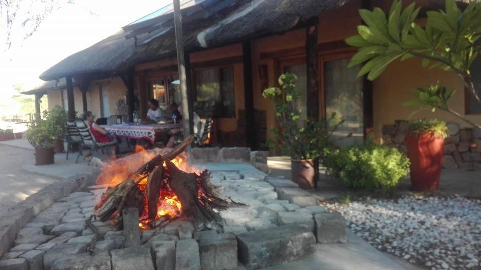 Camp Mara Hotel Omaruru Kültér fotó